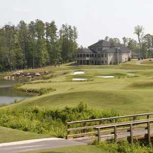 Crystal Lake G&CC: clubhouse